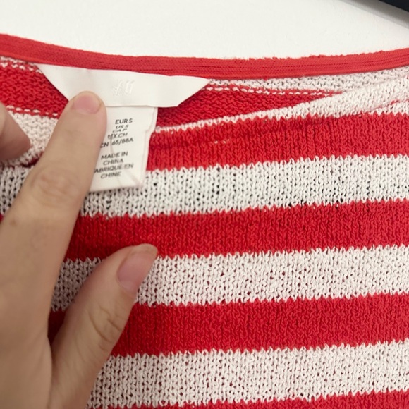 H&M size small stripped pullover knit sweater top nautical beach vacation - Picture 3 of 4